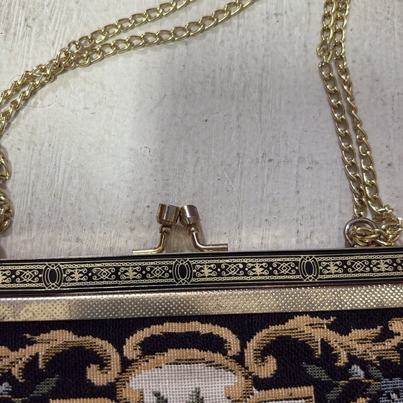 Vintage Inspired Tapestry Purse - Picture 8 of 13